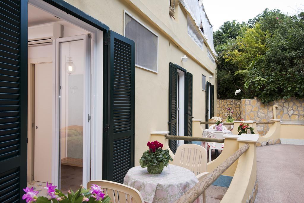 Hotel Giardino Delle Ninfe E La Fenice Иския Екстериор снимка