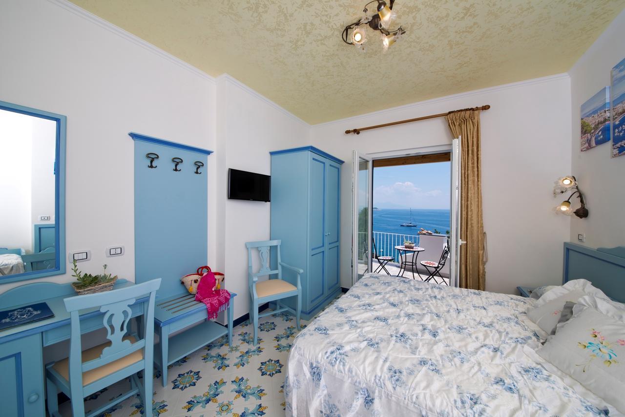 Hotel Giardino Delle Ninfe E La Fenice Иския Екстериор снимка